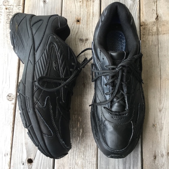 dr scholls black sneakers